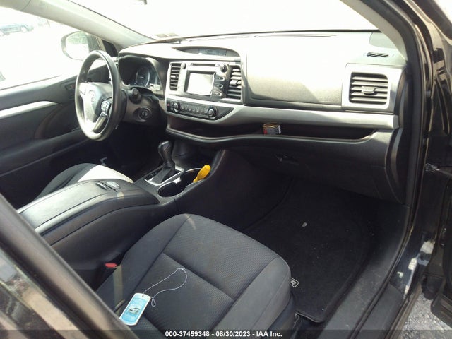 Toyota Highlander Le 2015 5TDBKRFH5FS142855 Image 12