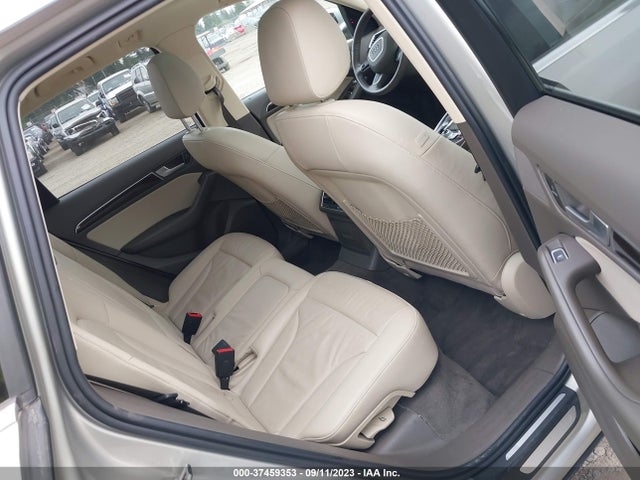 WA1LFAFP7EA115874 Audi Q5 Premium Plus