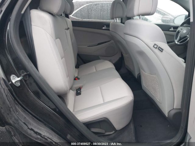 KM8J3CA22JU677070 Hyundai Tucson Value