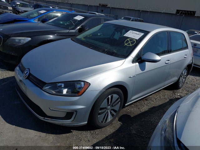 WVWKP7AU5GW909616 Volkswagen E-golf Se