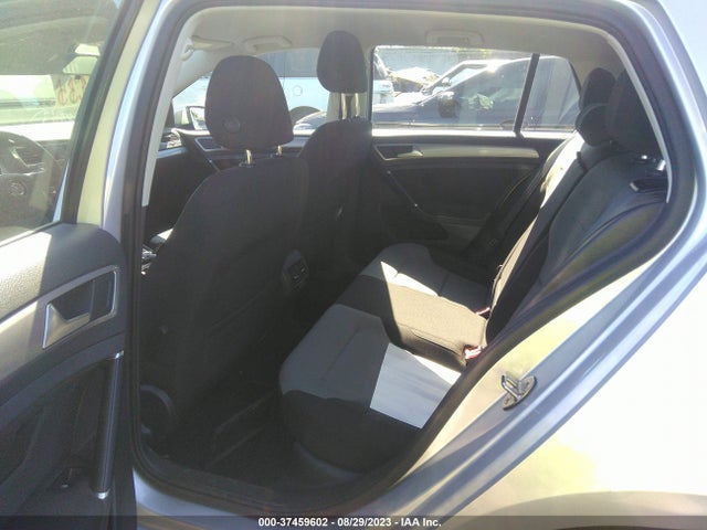 WVWKP7AU5GW909616 Volkswagen E-golf Se