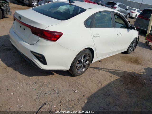 3KPF24AD9ME349474 KIA Forte Lxs