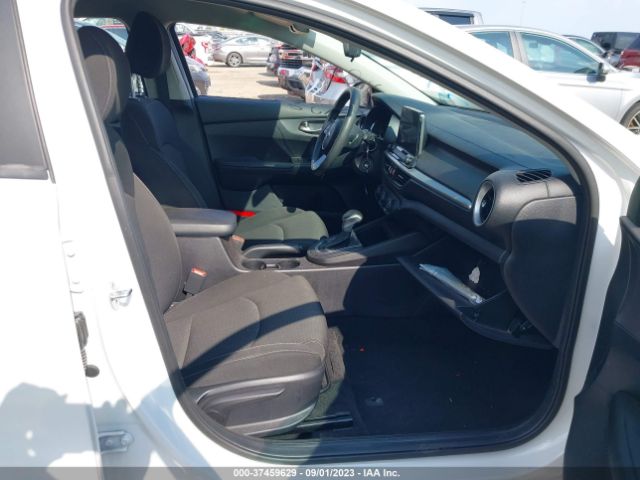 3KPF24AD9ME349474 KIA Forte Lxs