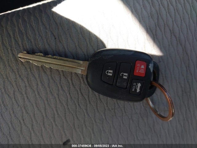 Toyota COROLLA LE 2019 5YFBURHE2KP866647 Image 11