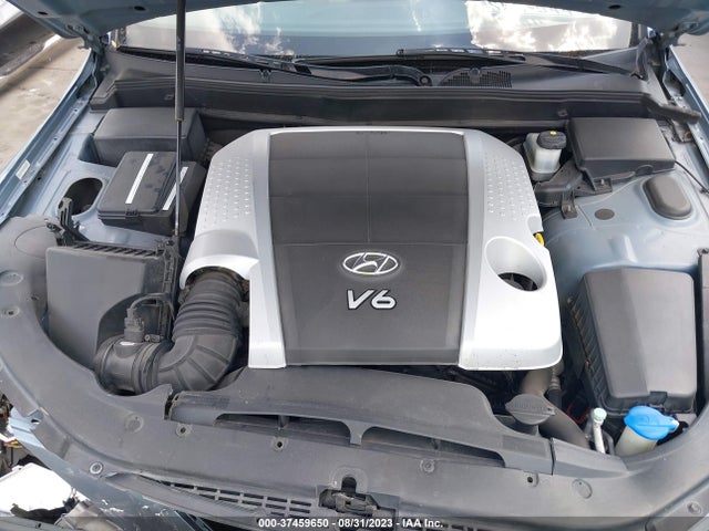 2009 HYUNDAI GENESIS VIN: KMHGC46E09U026602
