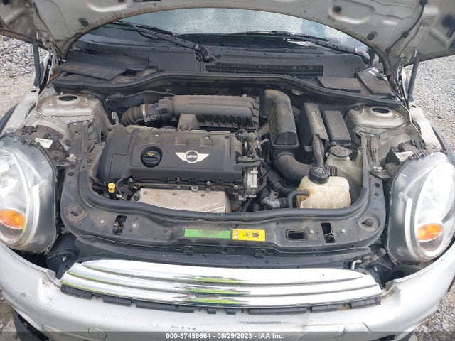 2011 MINI COOPER CLUBMAN WMWZF3C51BT188248 Photo 9