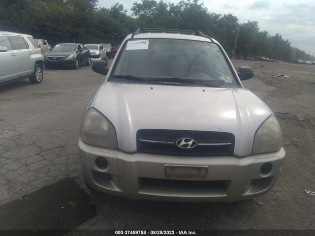 2005 HYUNDAI TUCSON GL VIN: KM8JM12B85U184662
