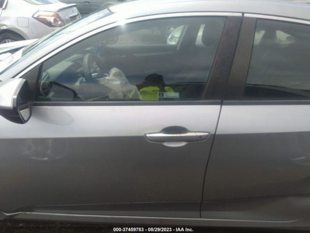 2HGFC2F52JH572010 Honda Civic Sedan Lx