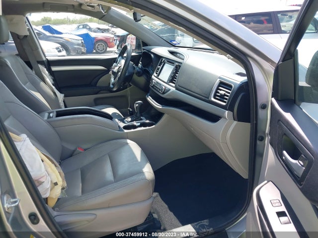 Toyota Highlander Xle 2016 5TDJKRFH9GS290536 Image 5