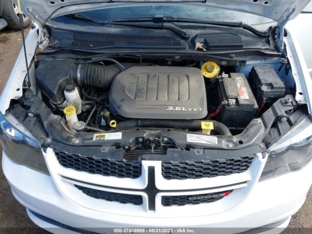 2C4RDGEG4JR282693 Dodge Grand Caravan Gt