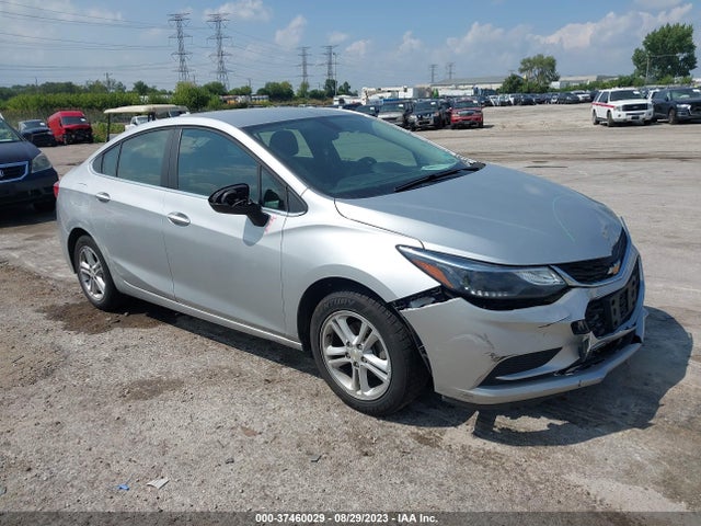 Chevrolet CRUZE LT 2018 1G1BE5SM3J7247571 Image 1