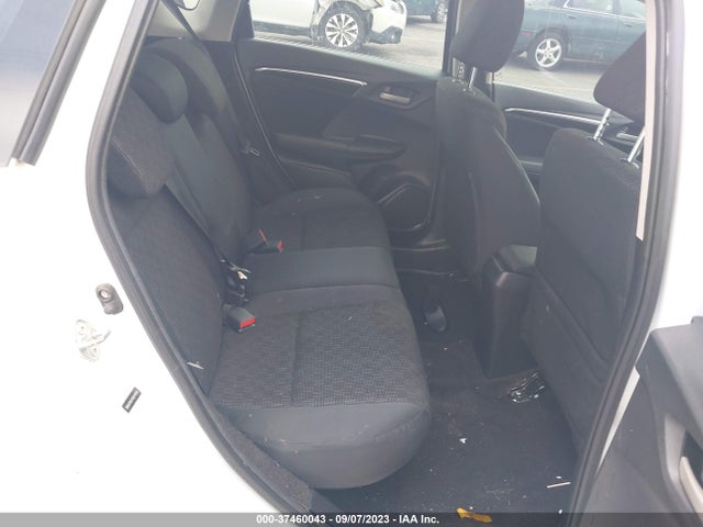 Honda FIT LX 2015 3HGGK5H51FM724910 Image 8