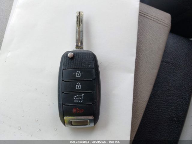 KNDMA5C11G6120445 KIA Sedona L