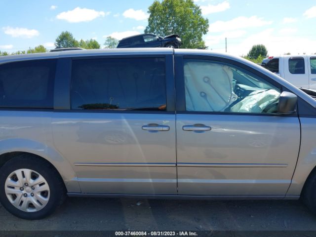 2C4RDGBG2FR516566 Dodge Grand Caravan Se