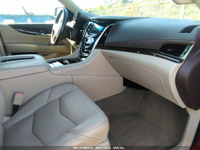 1GYS3BKJ7GR238381 Cadillac Escalade Luxury Collection