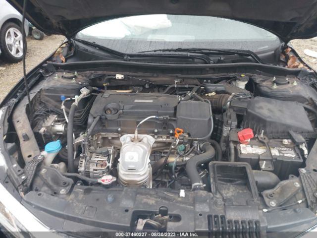 1HGCR2F39HA272571 Honda Accord Sedan Lx
