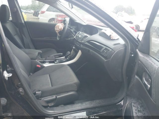 1HGCR2F39HA272571 Honda Accord Sedan Lx