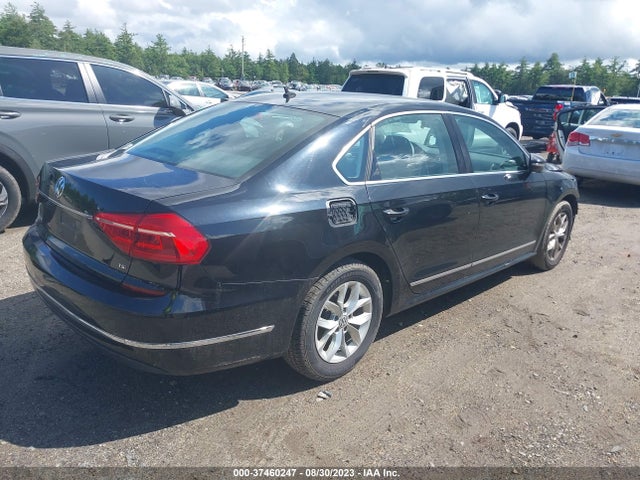 1VWAT7A32GC027171 Volkswagen Passat 1.8t S