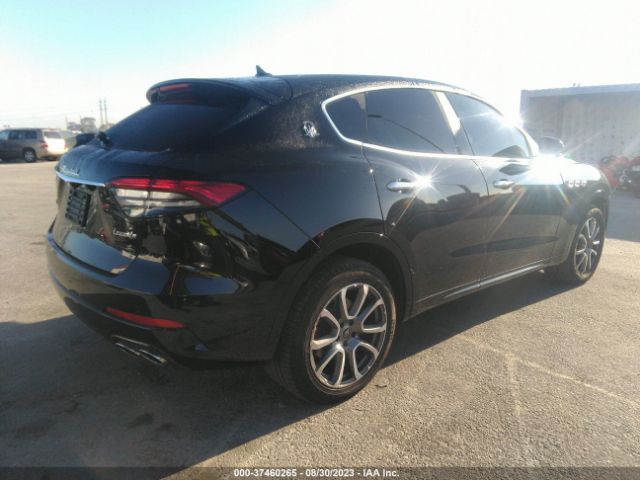 ZN661YUA9MX377012 Maserati LEVANTE S