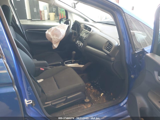 Honda FIT LX 2019 3HGGK5H47KM751921 Image 5