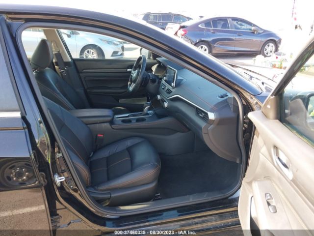 1N4BL4CV2MN408108 Nissan Altima 2.5 Sr