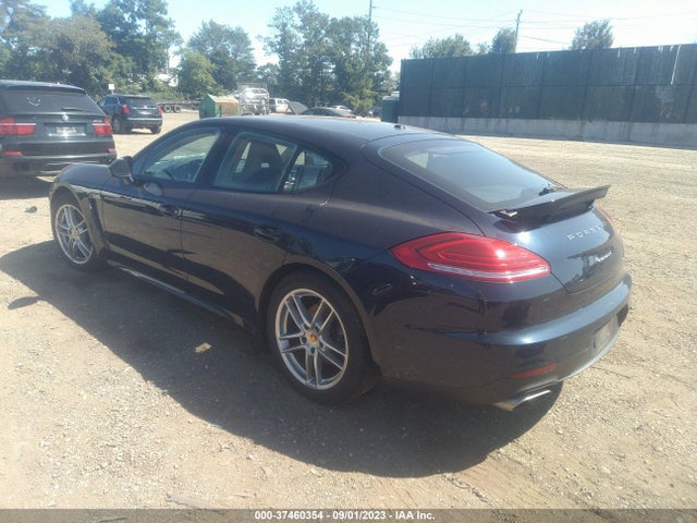 2016 PORSCHE PANAMERA WP0AA2A73GL005730 Photo 2