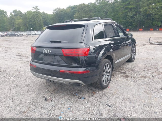 WA1VAAF77HD002226 Audi Q7 Prestige