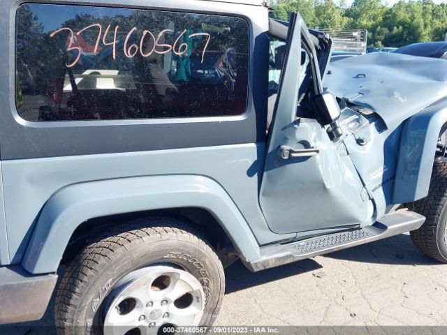 1C4GJWBG0EL172365 Jeep Wrangler Sahara