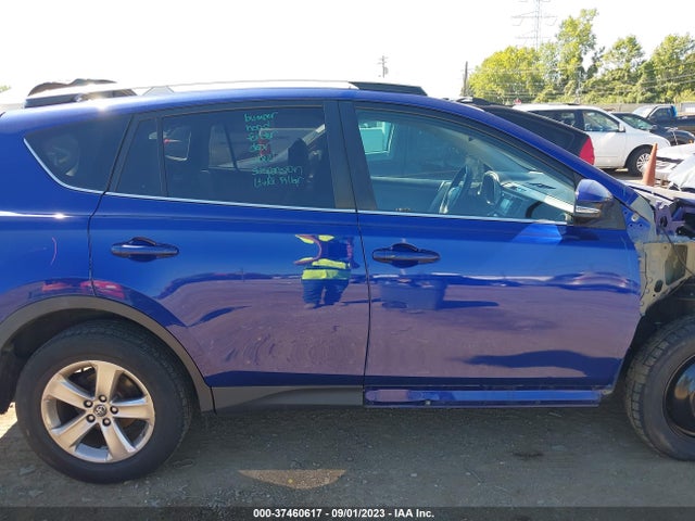 2015 TOYOTA RAV4 XLE VIN: 2T3RFREV8FW370924