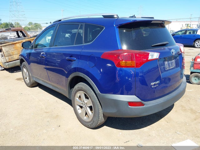 2015 TOYOTA RAV4 XLE VIN: 2T3RFREV8FW370924
