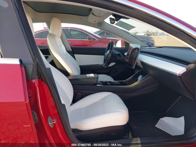 Tesla Model 3 Long Range 2018 5YJ3E1EB2JF055549 Image 5