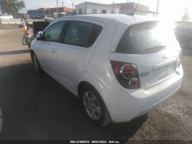 Chevrolet SONIC LS 2014 1G1JA6SH4E4208169 Image 3