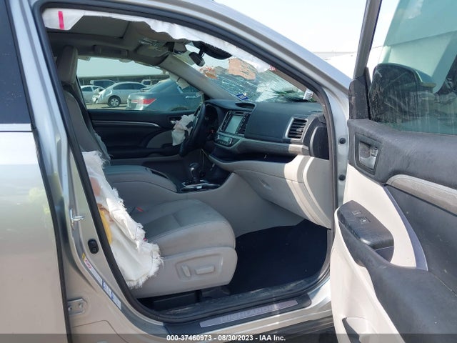 Toyota Highlander Hybrid Limited 2018 5TDDGRFH0JS038132 Image 5