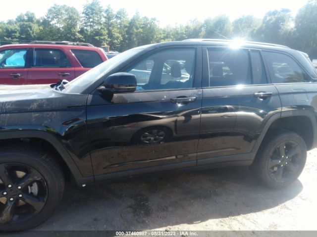 1C4RJHAG0P8706329 Jeep Grand Cherokee Altitude
