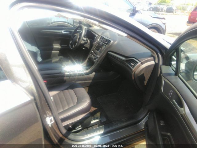 3FA6P0HD6JR265977 Ford FUSION SE