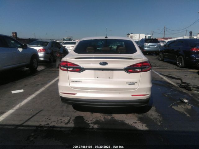 3FA6P0SU5LR171276 Ford Fusion Energi Titanium