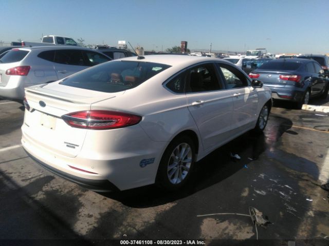 3FA6P0SU5LR171276 Ford Fusion Energi Titanium