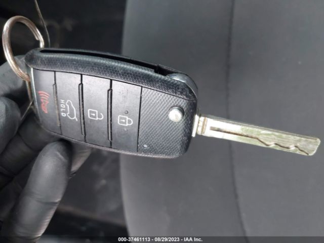 KNDJN2A29K7680654 KIA Soul Base