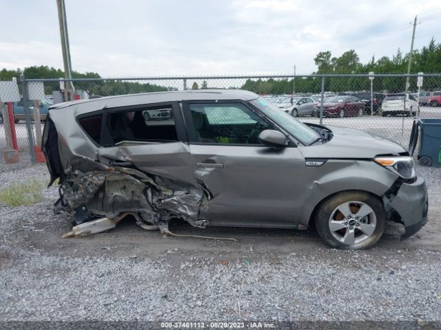 KNDJN2A29K7680654 KIA Soul Base