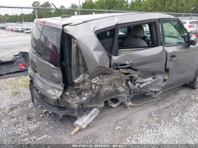 KNDJN2A29K7680654 KIA Soul Base