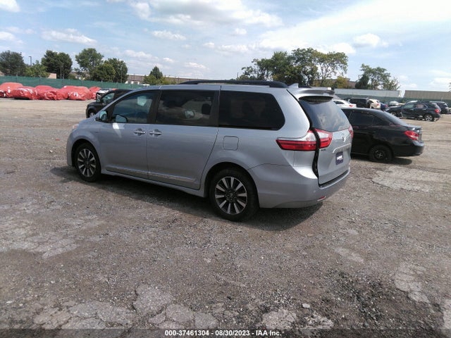 Toyota SIENNA XLE 2019 5TDDZ3DC3KS220844 Image 3