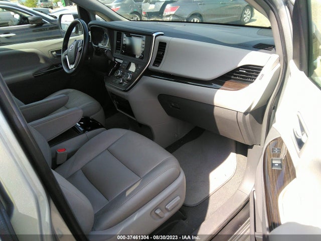 Toyota SIENNA XLE 2019 5TDDZ3DC3KS220844 Image 5