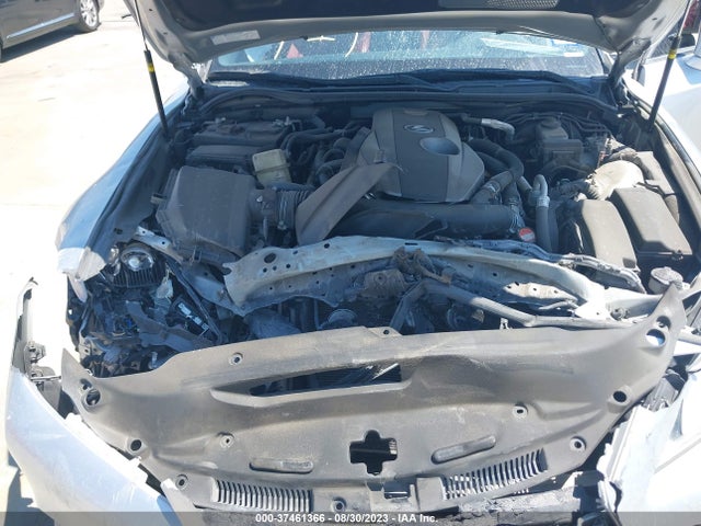 JTHBA1D28G5007832 Lexus IS 200T