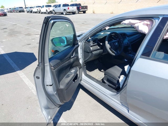 Honda Civic Hatchback Ex 2018 SHHFK7H51JU407081 Image 12