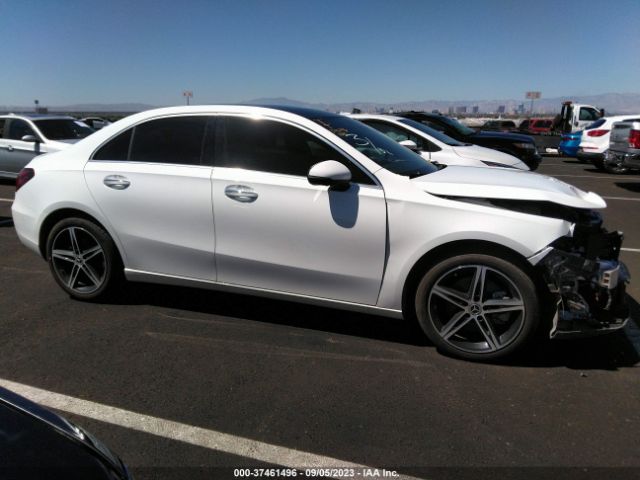 W1K3G4FB7NJ369793 Mercedes-Benz A-class A 220