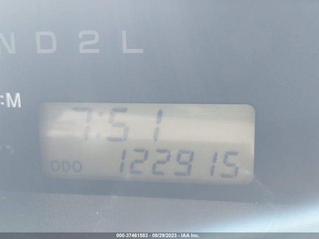 2004 SCION XB VIN: JTLKT324840141295
