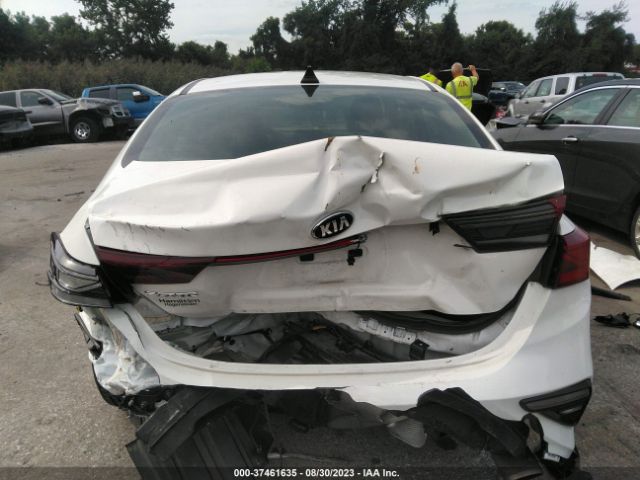 3KPF24AD4KE103719 KIA Forte Lxs