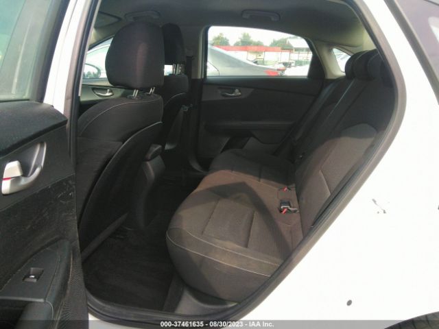 3KPF24AD4KE103719 KIA Forte Lxs