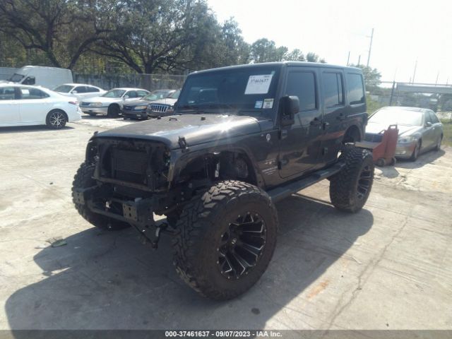 1C4BJWEG0HL601112 Jeep Wrangler Unlimited Sahara