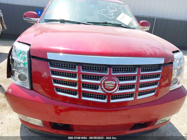 1GYS3BEFXER168203 Cadillac Escalade Luxury